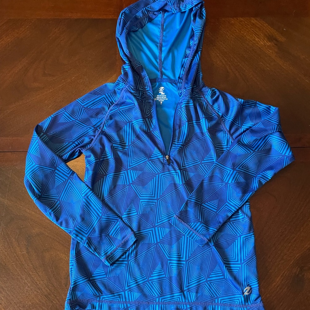 Energy Zone Light Weight Pullover